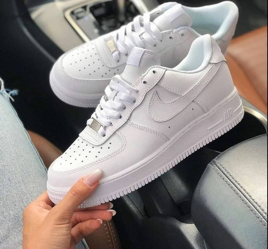 Tenis NIKE AIR FORCE 1 F1 Unisex Triple AAA Pago Contraentrega Boutique Express Colombia Tenis Triple AAA en Promocion Pago Contraentrega Envio Gratis