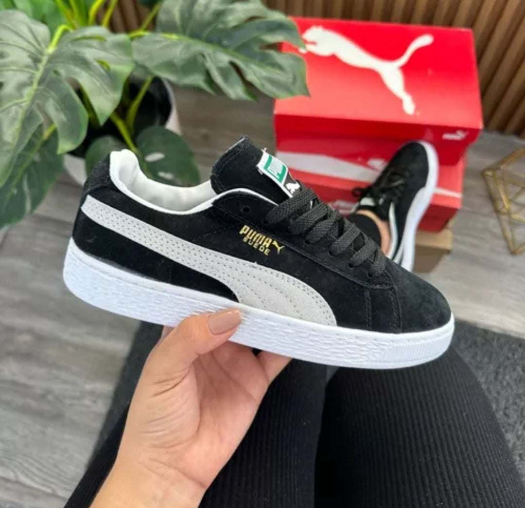 Puma suede negro con blanco hotsell